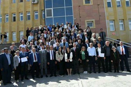 CHP'li meclis üyeleri mazbatalarını aldı